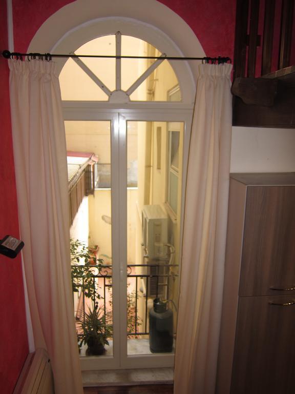 Trilocale Al Politeama - Zyz Apartment Palermo Exterior photo